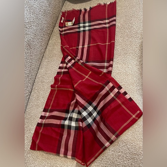 Burberry Lightweight Bright Persimmon - Picture 7 of 9